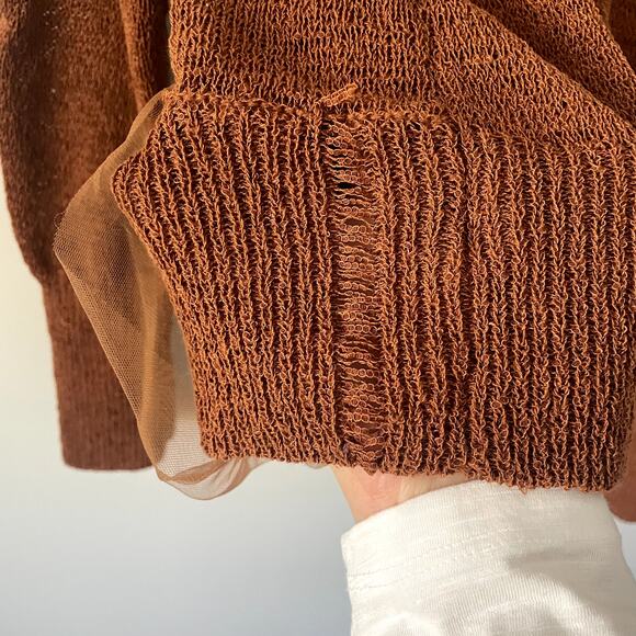 Chicwish Mesh Overlay Crop Knit Top in Carmel Sz L/XL - Picture 4 of 5